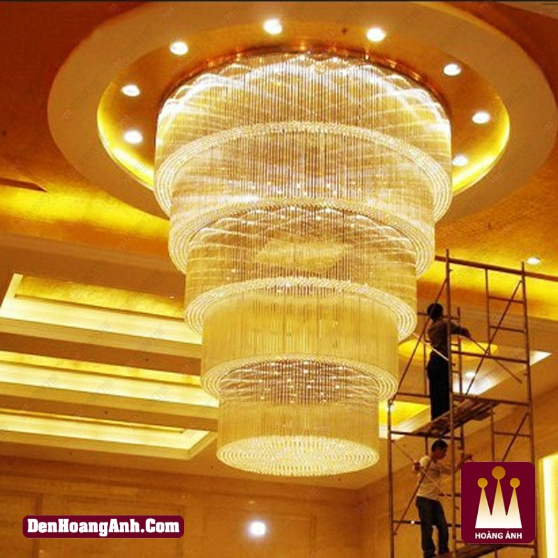 Đèn trần pha lê khách sạn sang trọng