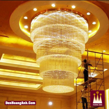 Đèn trần pha lê khách sạn sang trọng